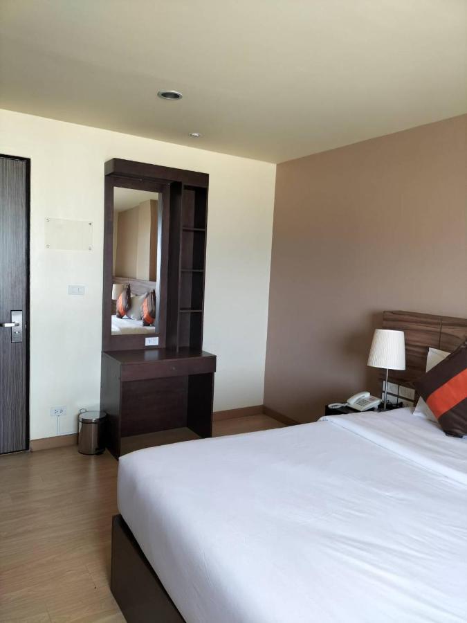 Vc Residence - Chon Buri Чонбурі Екстер'єр фото